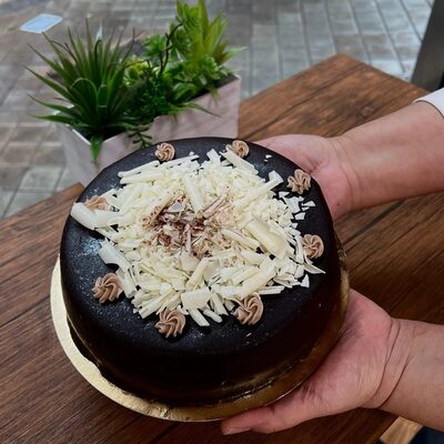 Tarta de bombón con trufa
